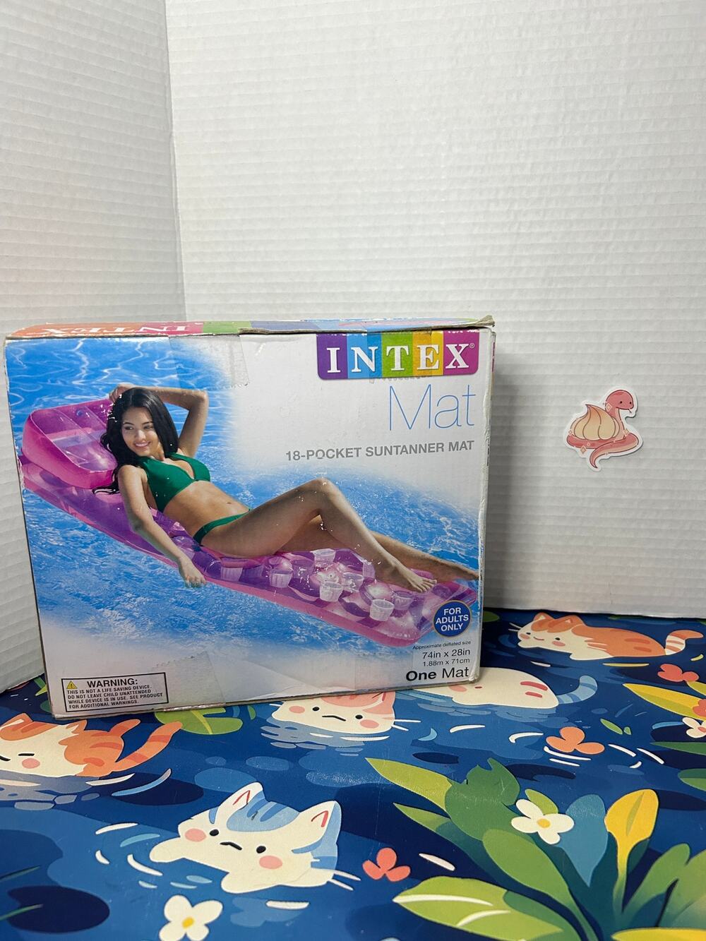 Intex Inflatable 18 Pocket Pink Suntanner Mat 74in x 28in with built in Pillow